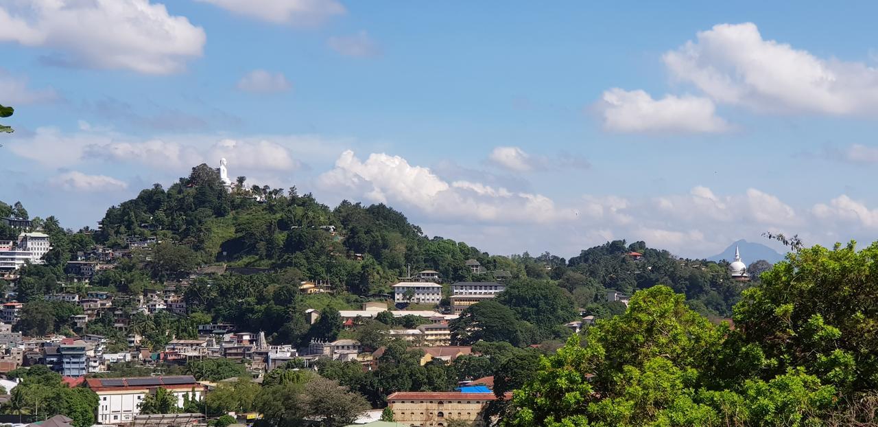Jaye'S Homestay Kandy Exterior photo